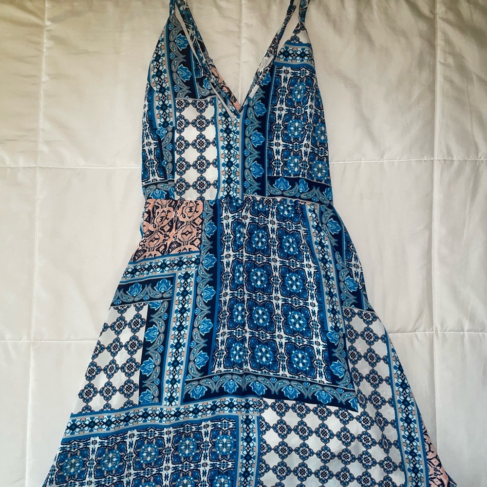 Paper Crane Blue/White/Pink Patterned Dress